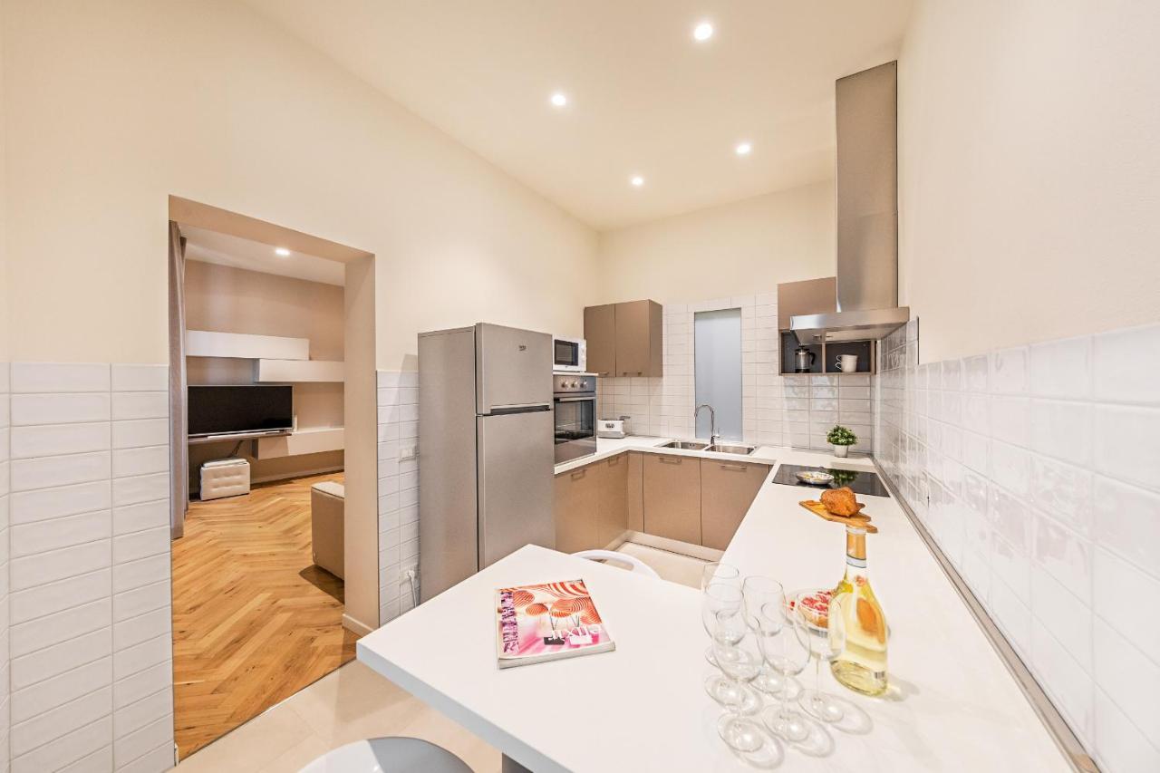 Il Lago Apartments By Wonderful Italy Salo Bagian luar foto