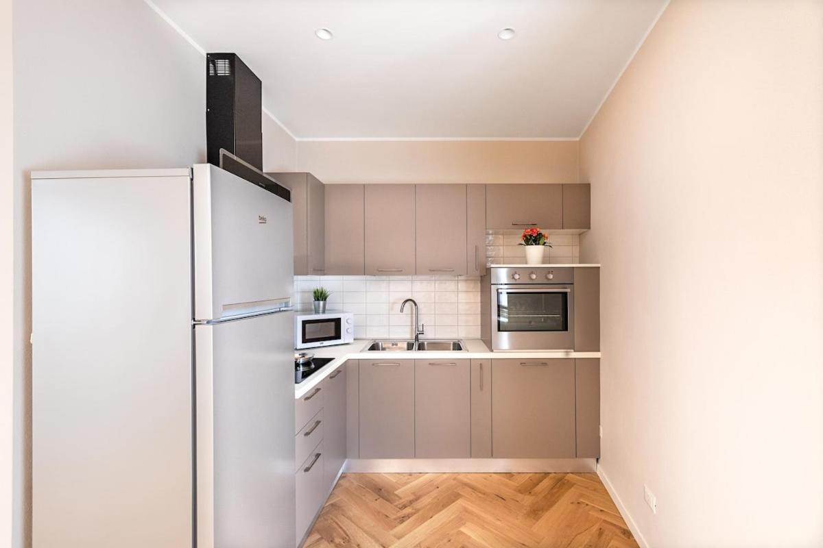 Il Lago Apartments By Wonderful Italy Salo Bagian luar foto
