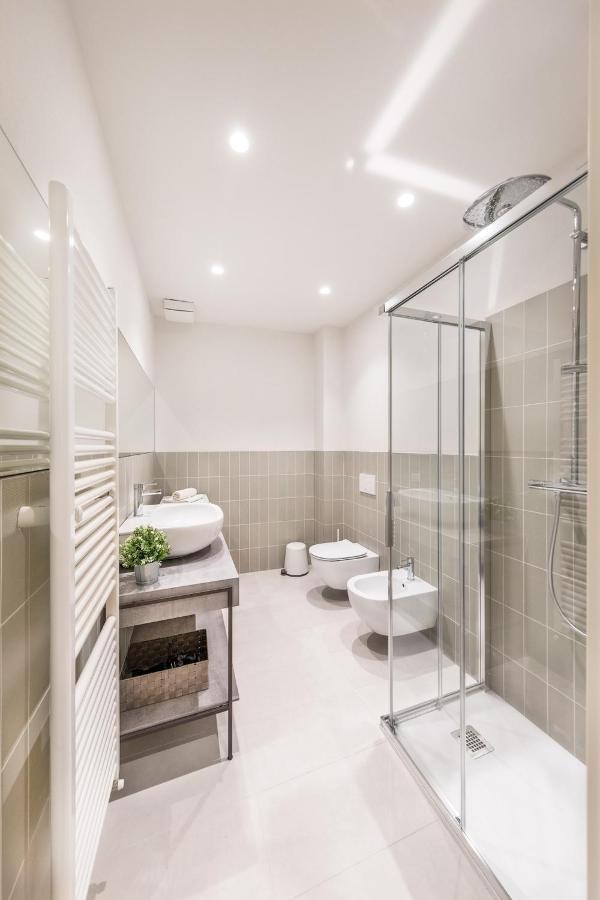 Il Lago Apartments By Wonderful Italy Salo Bagian luar foto