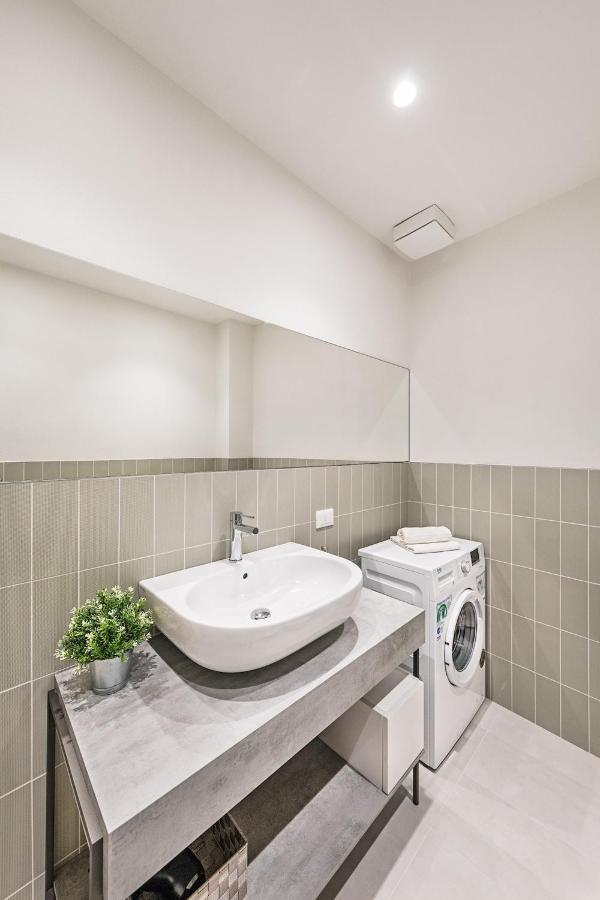 Il Lago Apartments By Wonderful Italy Salo Bagian luar foto